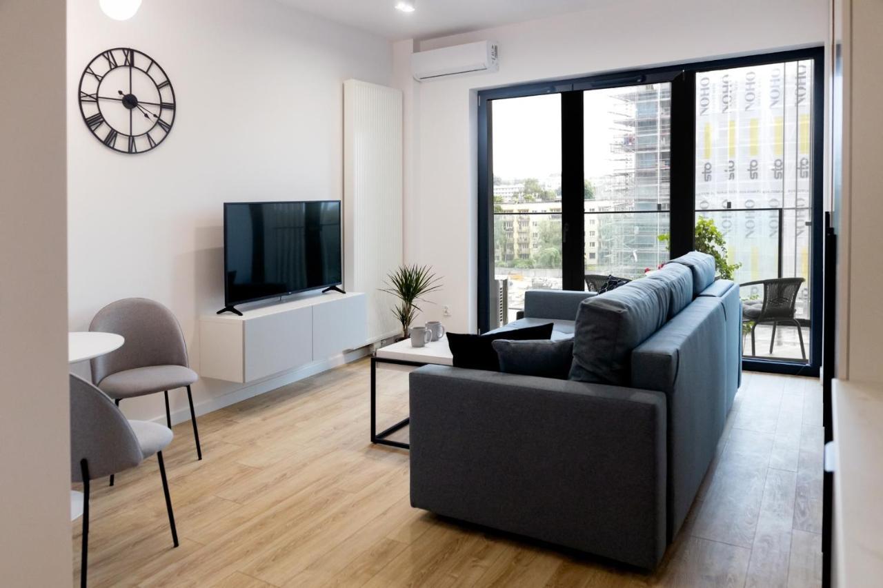 Downtown Apartments ,Next To Spodek-Free Parking คาโตวีตเซ ภายนอก รูปภาพ